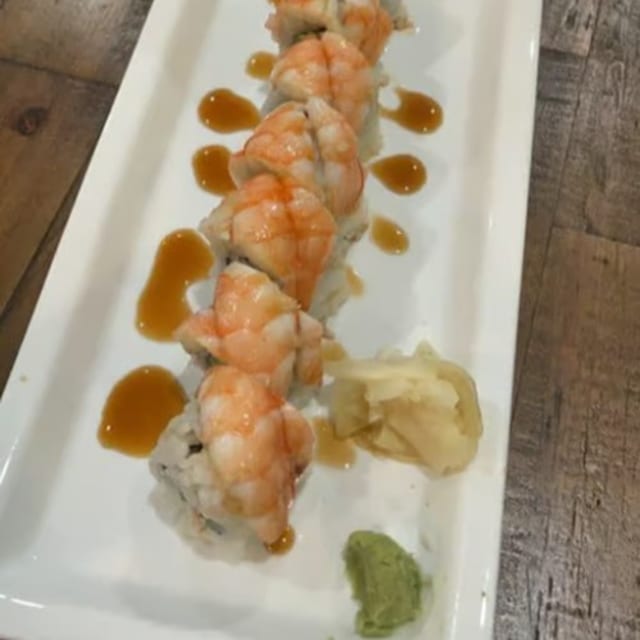 Dancing Shrimp Roll.