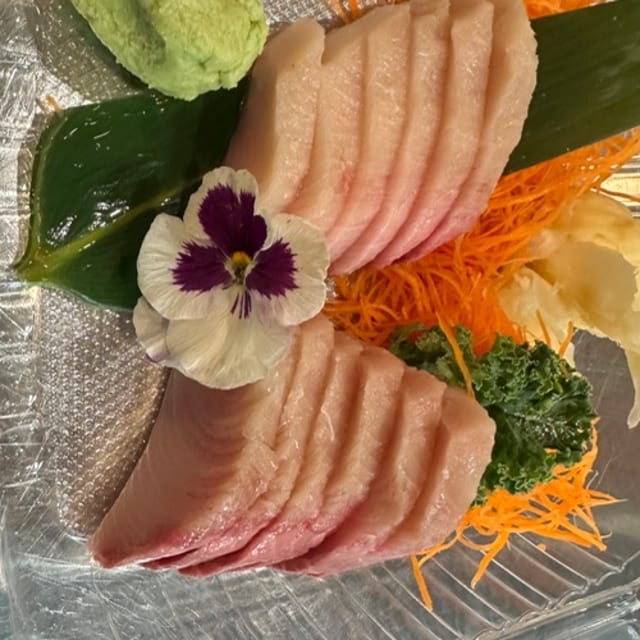 Hamachi Sashimi (12 Pc).