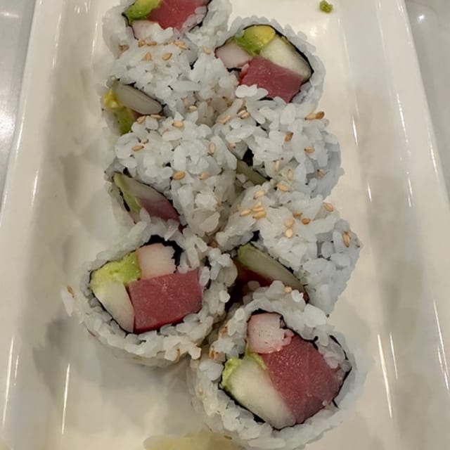 Tuna California Roll.