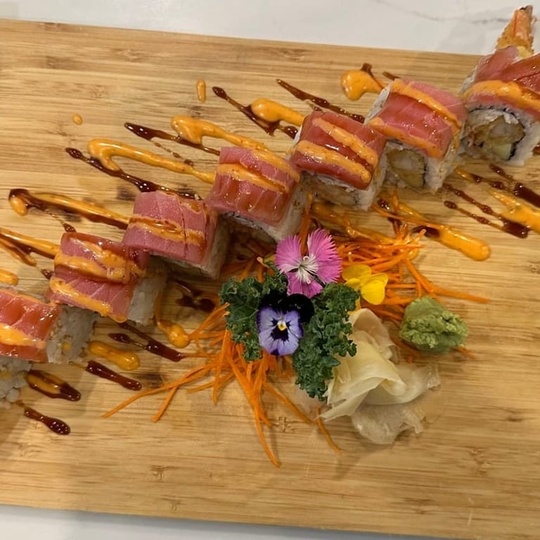Delicious Dragon Roll Experience