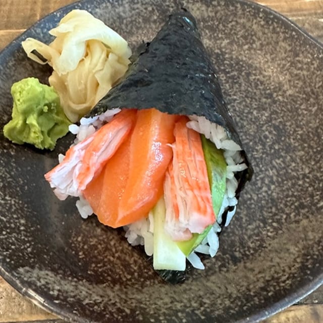Salmon California Hand Roll.
