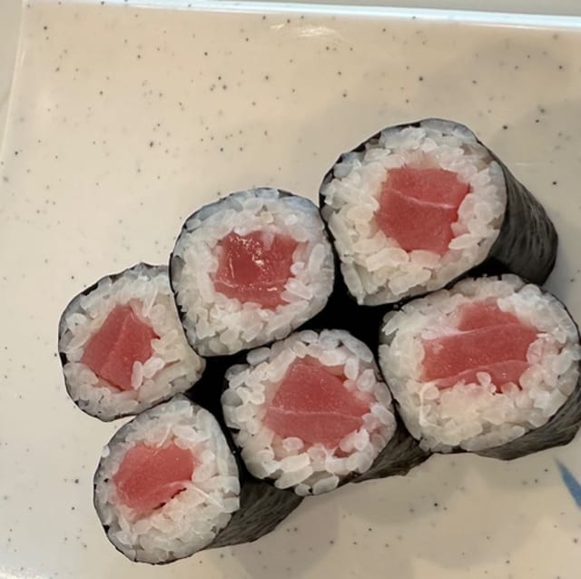 Tuna Roll.
